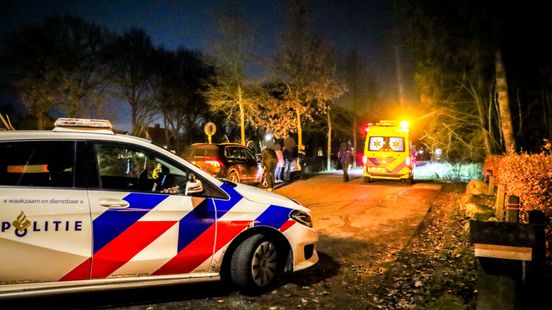 Gewonde bij botsing in Nieuw-Dordrecht. Gewonde bij botsing in Nieuw-Dordrecht.