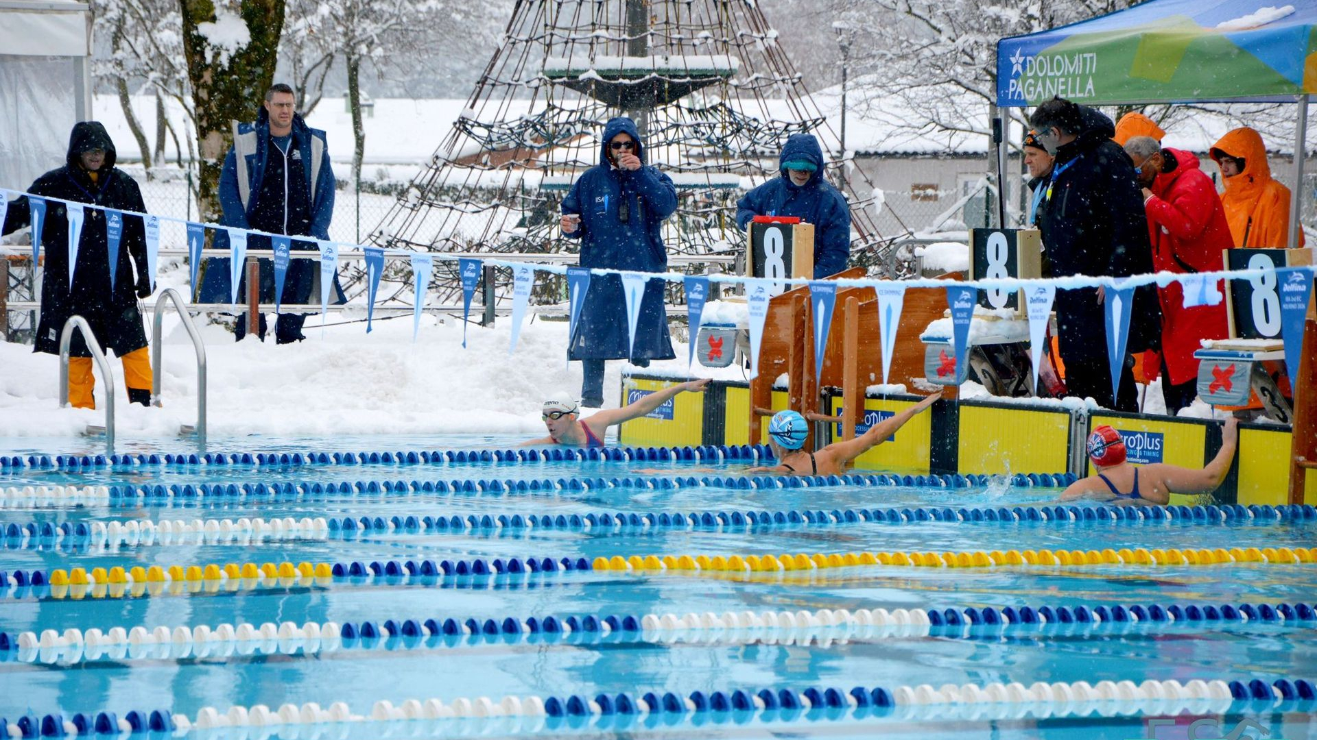 Gelderse sporters blinken uit bij ijszwemmen
