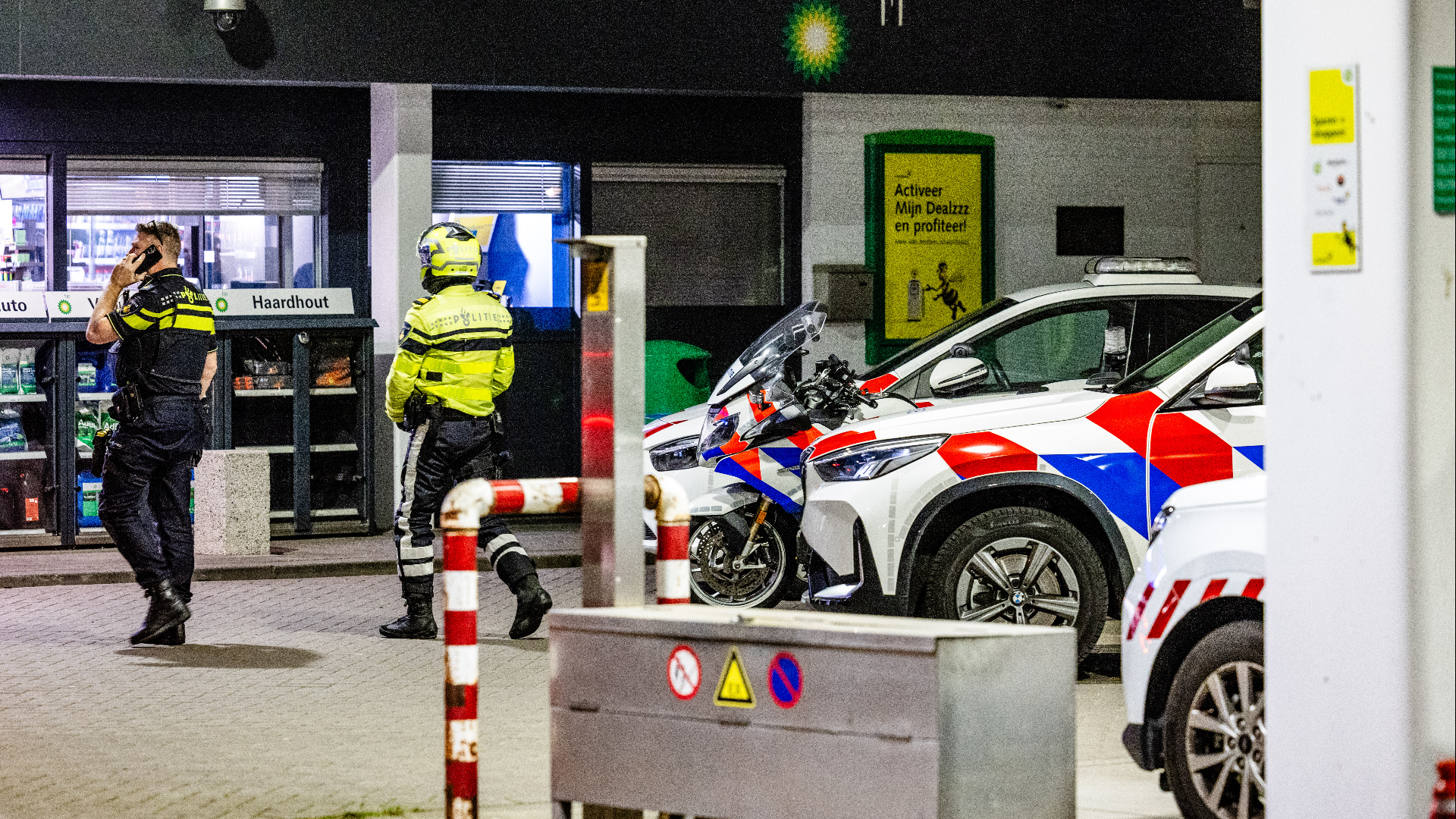 De politie is nog op zoek naar de overvallers