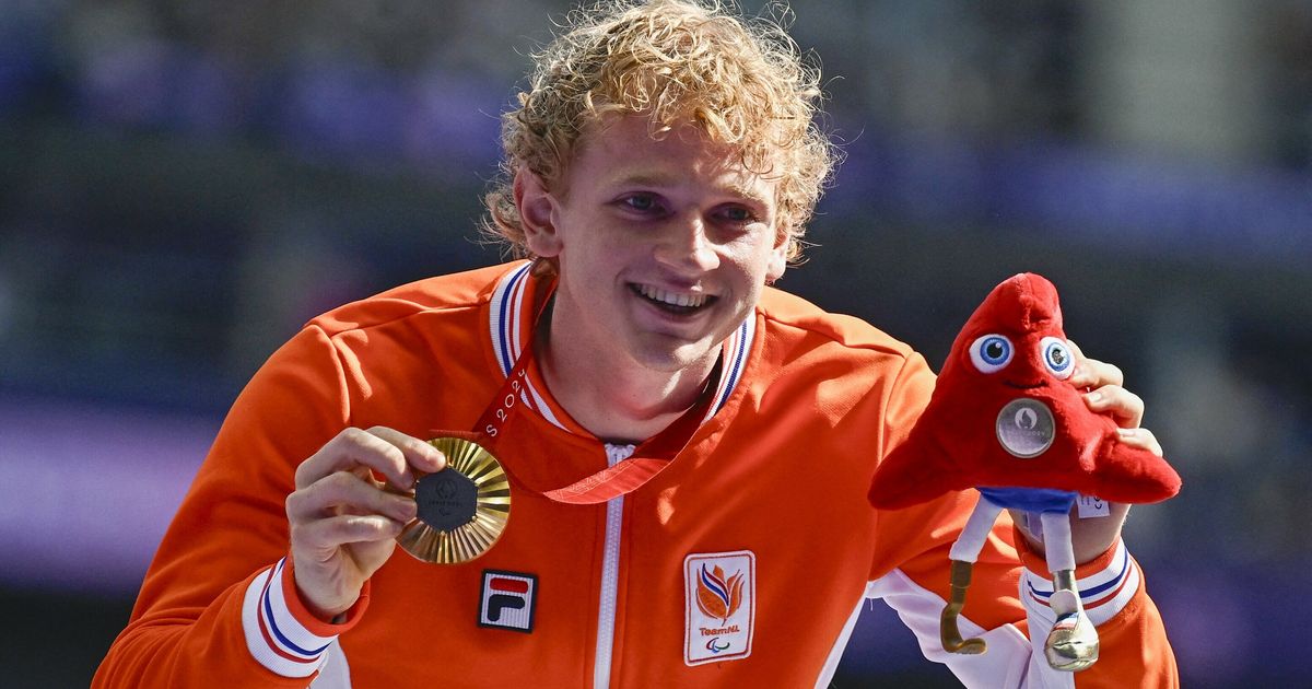 Joël de Jong qualifies for the final of the 100 meter sprint