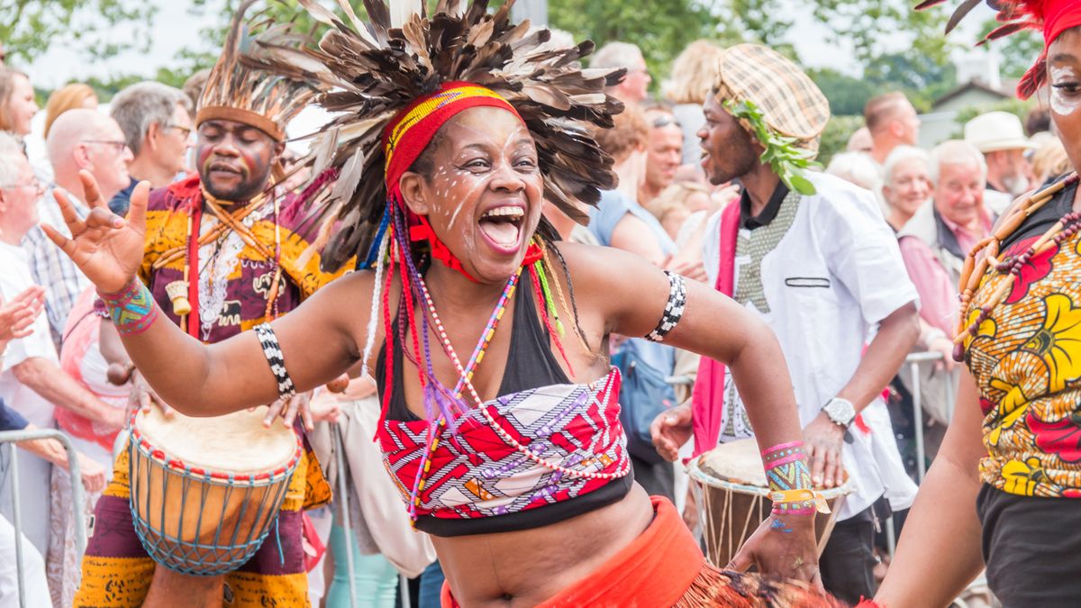 World Dance Festival Parade Brunssum zondag 28 juni live bij L1