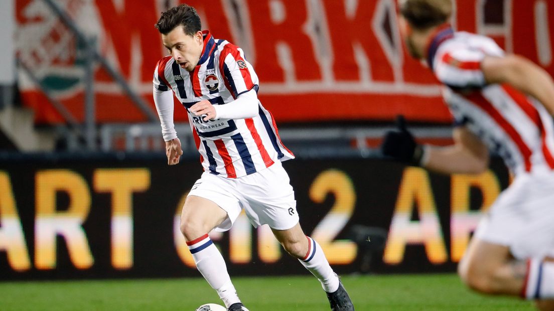 Thom Haye in actie bij Willem II.