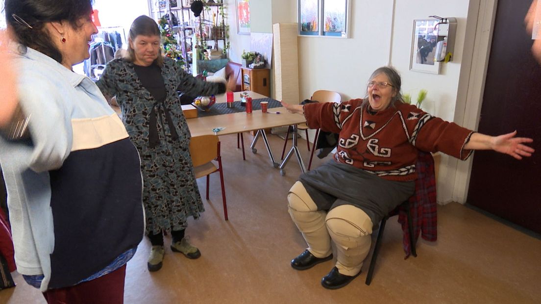 Deelnemers aan de bewegingslessen van Saïd