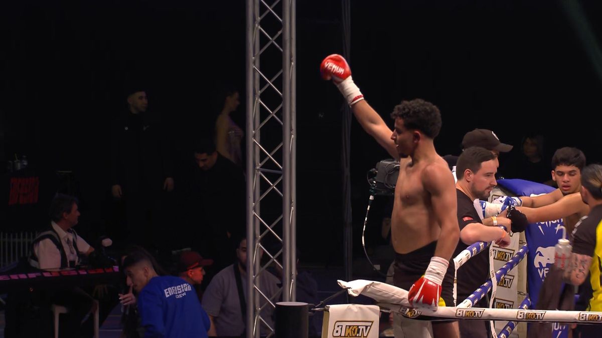 Debuut 'Machinegun Mo' bij Glory eindigt met knock-out in tweede ronde