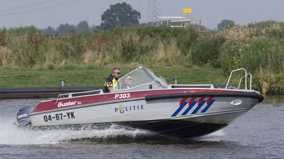 Een politieboot (archief)