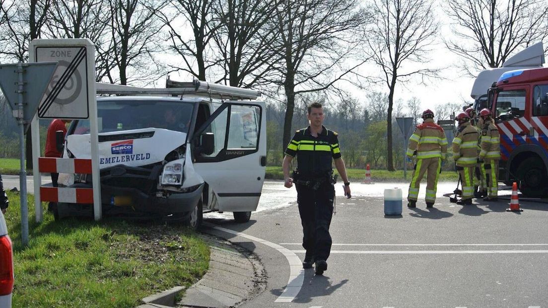 Ongeluk op N35 bij Laag Zuthem