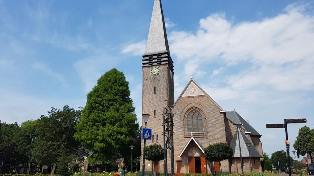 Kerk zelf ongemoeid gelaten