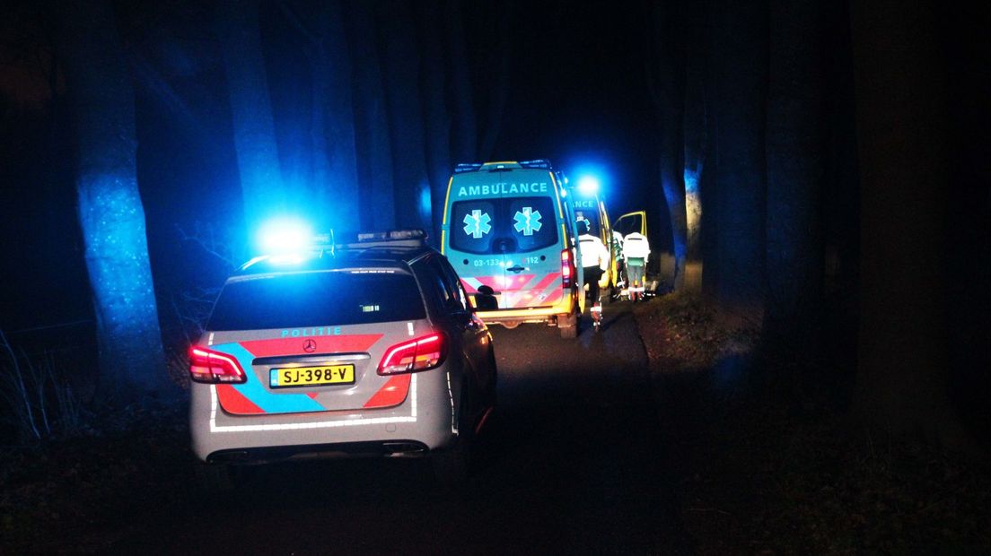 De gewonde persoon werd op de Oude Dalerveensestraat gevonden (Rechten: Persbureau Meter)