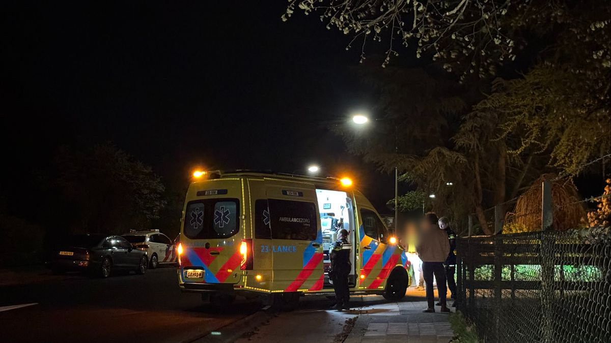 Fietser gewond naar ziekenhuis na botsing in Sevenum