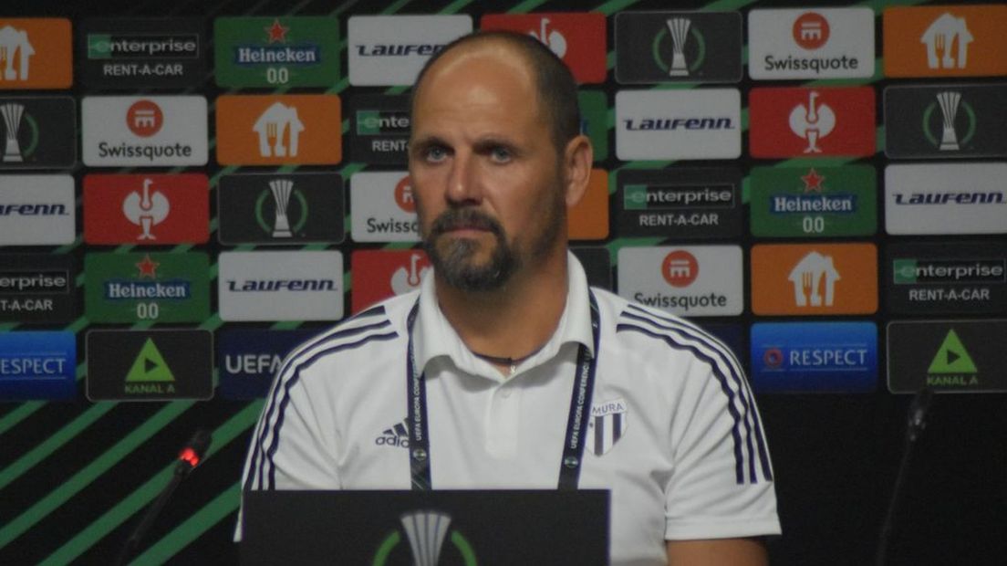 Coach Ante Šimundža van NS Mura.