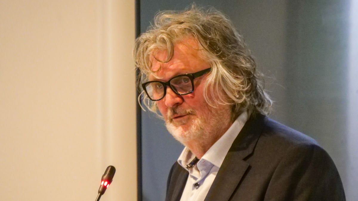 Wethouder Roel de Jong van Vlieland mist vertrouwen en stapt op