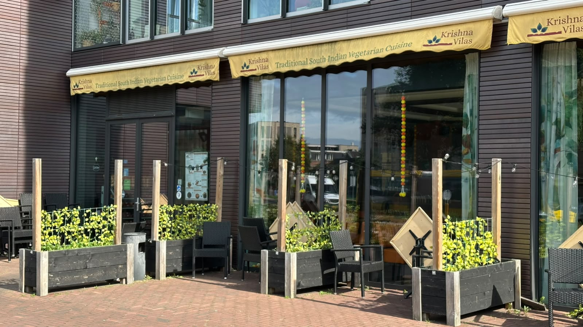 Inval in Indiaas restaurant Krishna Vilas in onderzoek naar mensensmokkel