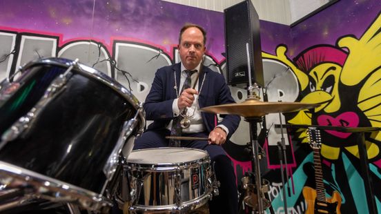 Tijdelijke Oefenbunker nu ook officieel geopend met drumsolo Nieuws