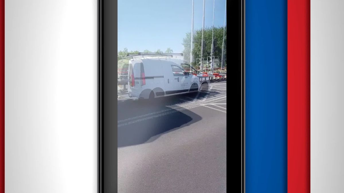 Zo kwamen twee voertuigen vast te staan in Lemmer