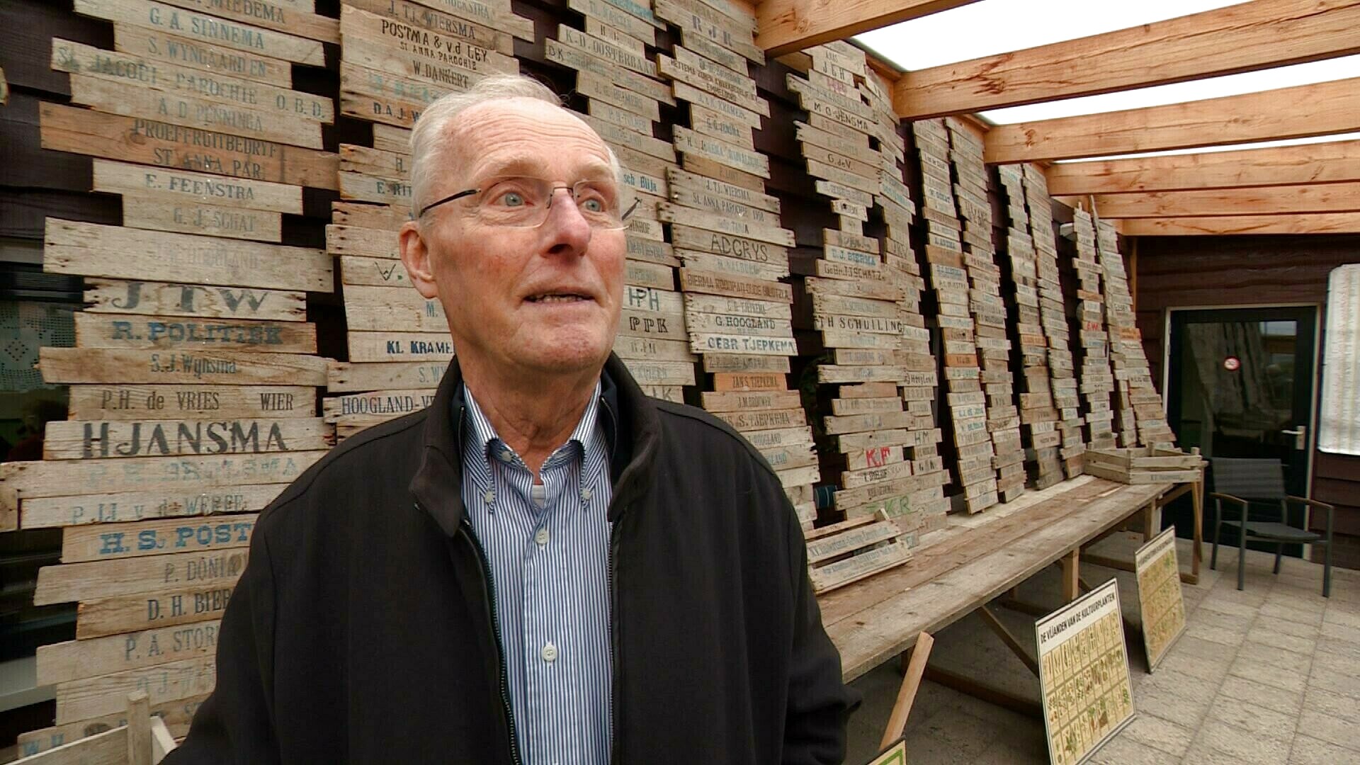 Klaas Oosterbaan sammelet Biltske ierappelbakplankjes