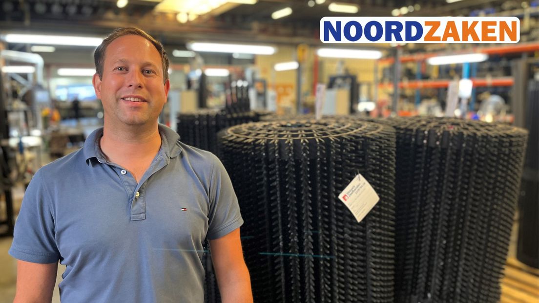 Directeur Jaron Hessels in de fabriek van Hessels Zeefbanden