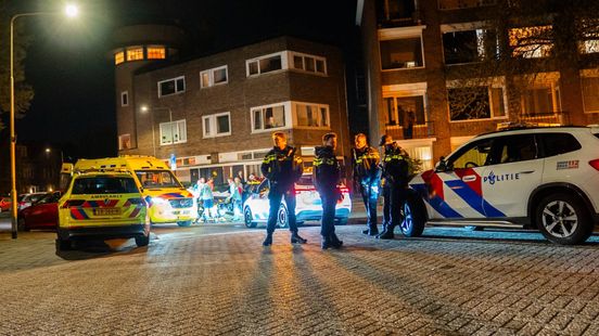 Fietser gewond na aanrijding, automobilist rijdt door