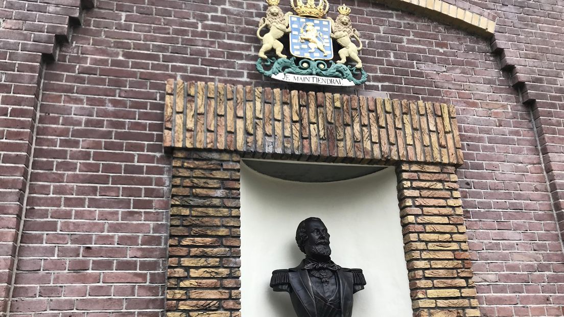 Koning Willem III krijgt nieuwe plek in Nijverdal: "Kans op diefstal te groot"