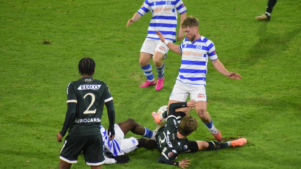 LIVE | De Graafschap in wat mindere fase, maar wel 2-0 tegen Eindhoven