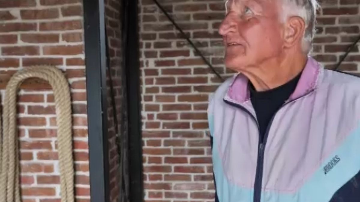 Lijkhuisje in Stedum in ere hersteld