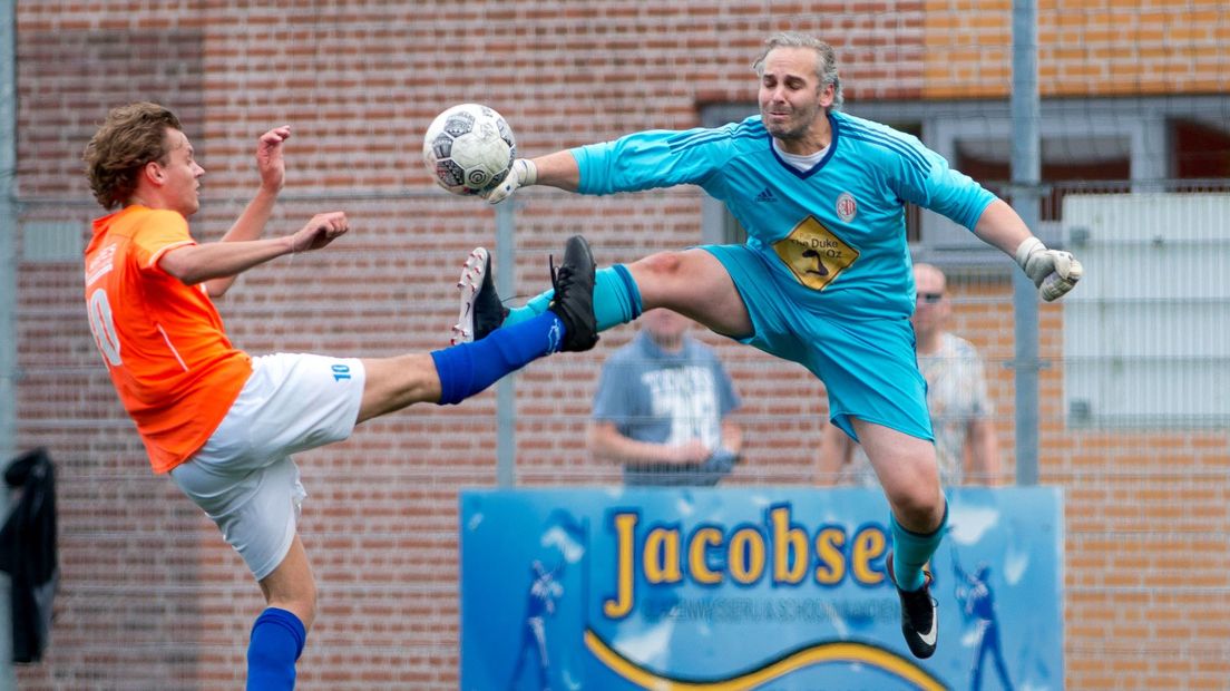 Het amateurvoetbal moet een nieuwe structuur krijgen als het aan de KNVB ligt