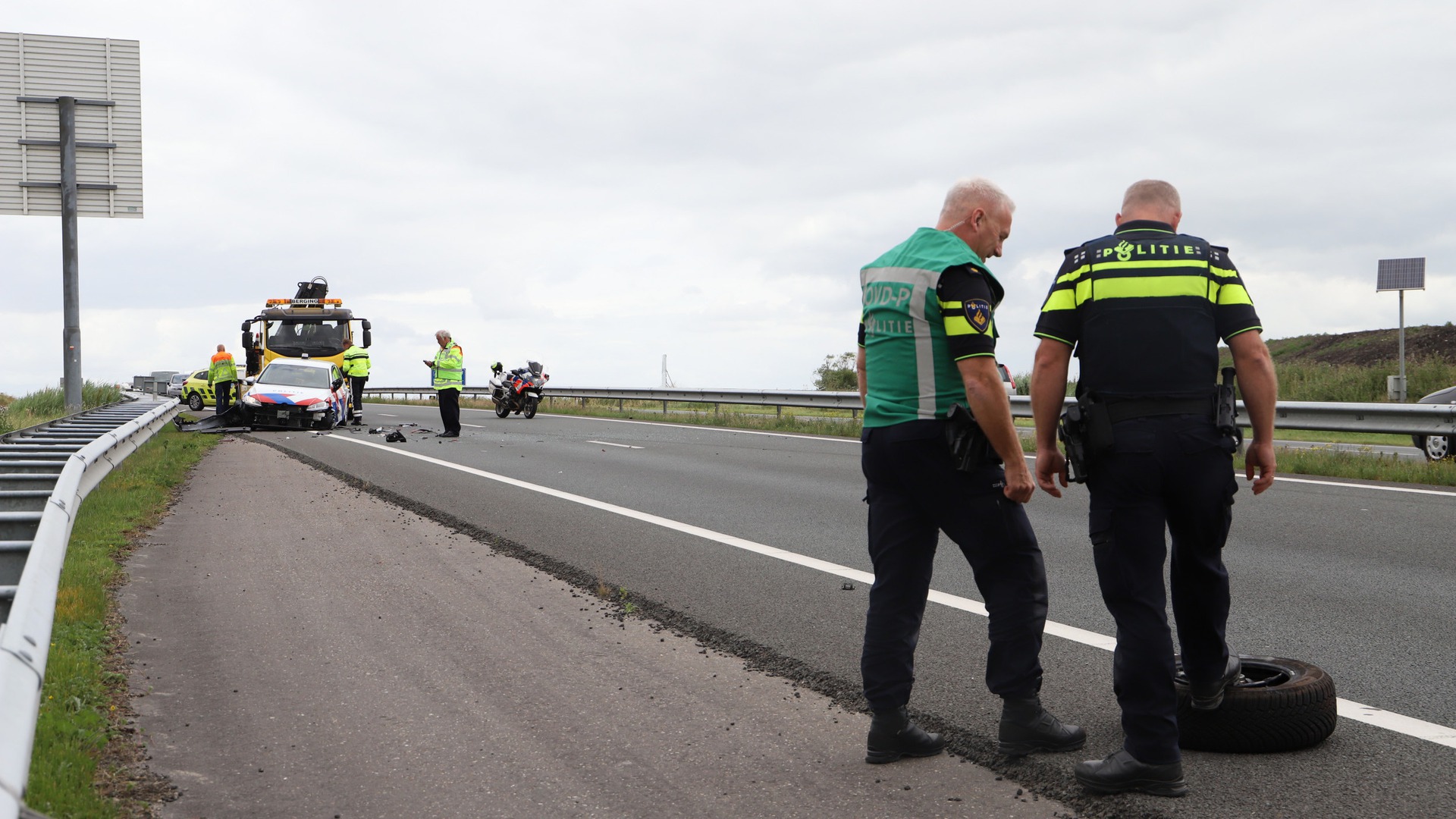 UPDATE Auto Botst Op Politieauto: File Op N31 Bijna Weer Opgelost ...