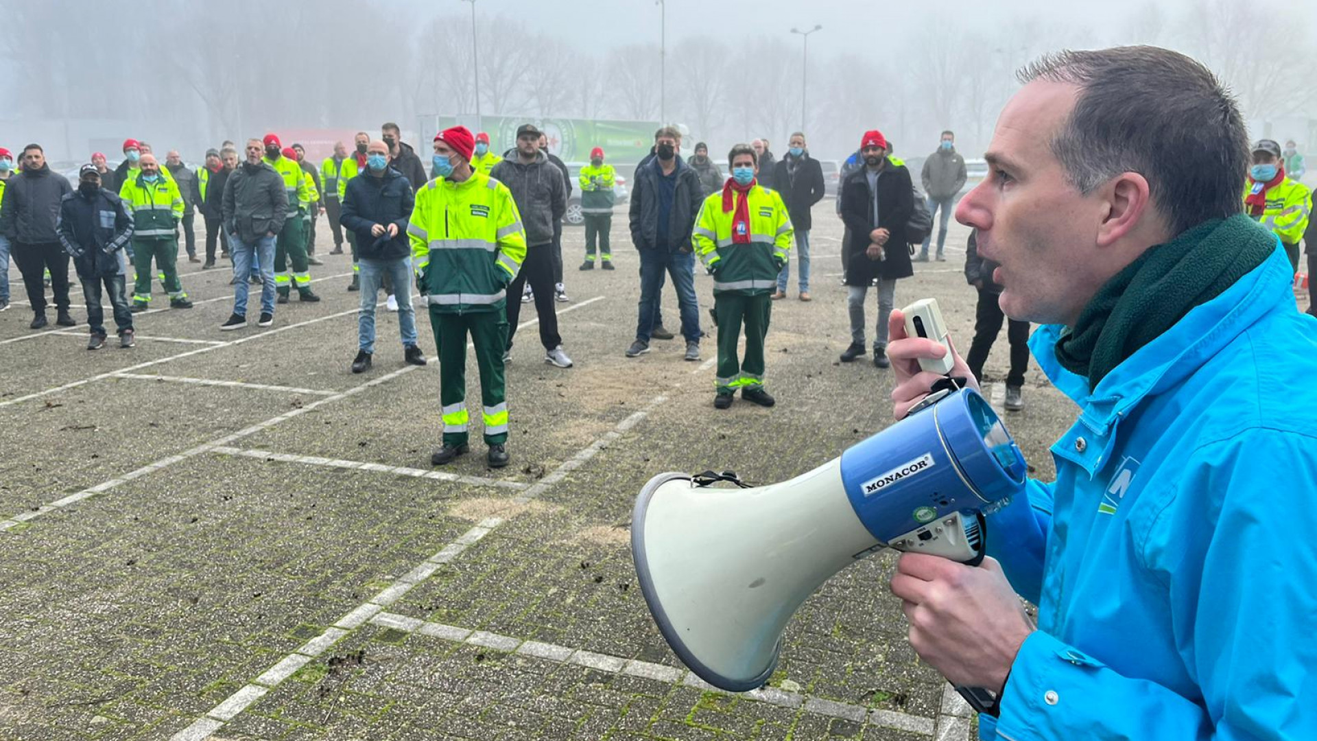 Werknemers Heineken Staken Voor Betere Cao: 'Al Die Praatjes Zijn We ...