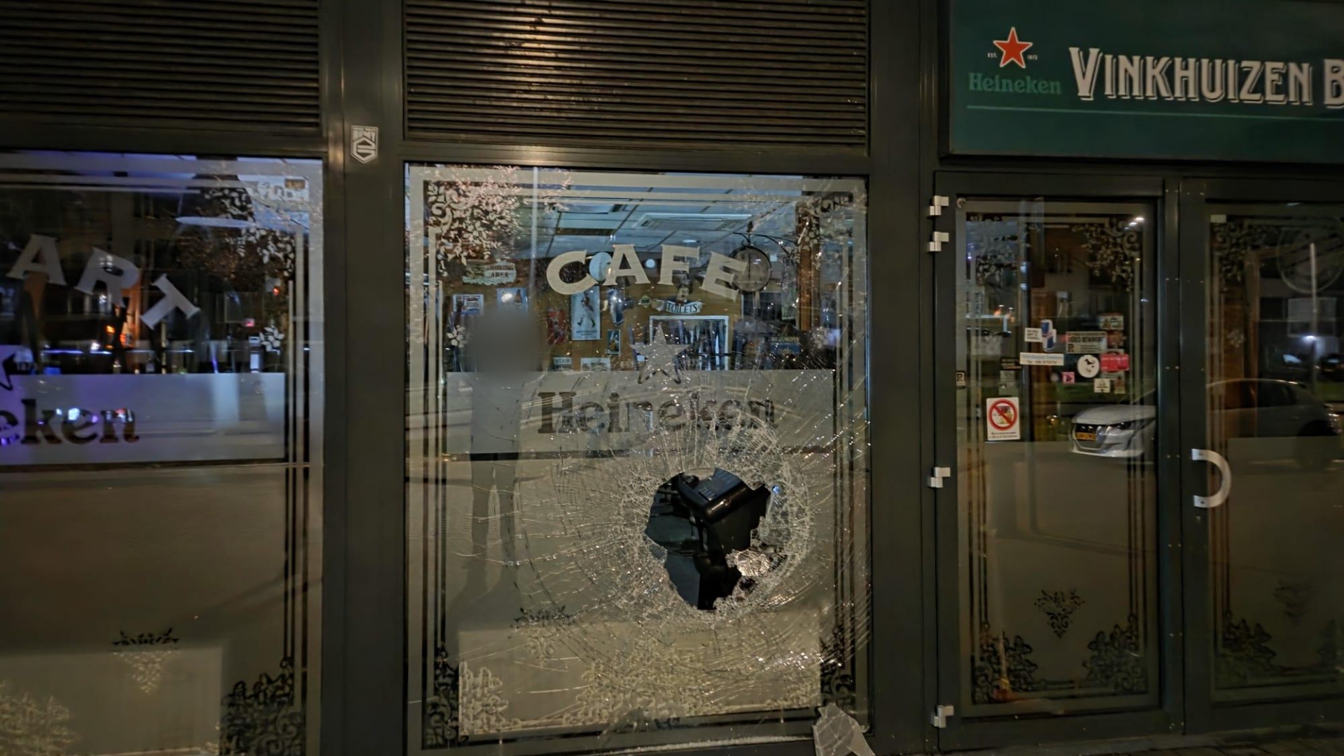 Weer café-inbraak in Stad: ruit Vinkhuizen Bar ingeslagen