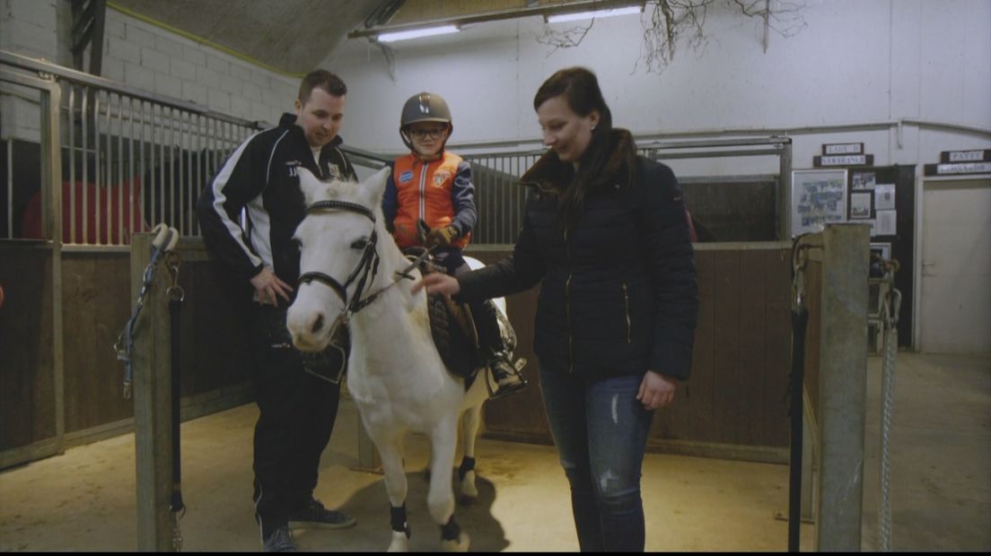 'Rondje rond de wereld' bij de Thoolse Eendrachtruiters