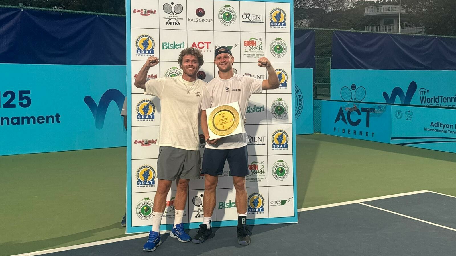 Max Houkes wint 'noordelijk onderonsje' van Niels Visker in ITF-finale India
