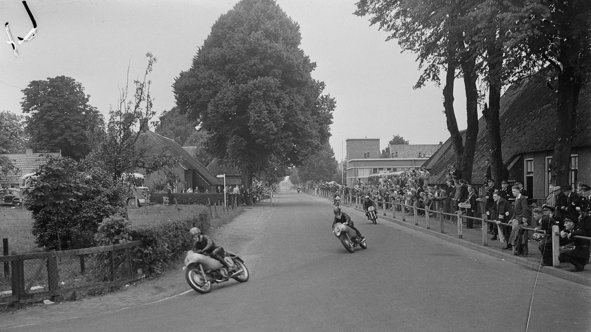 Hooghalen, het dorp dat al honderd jaar TT ademt