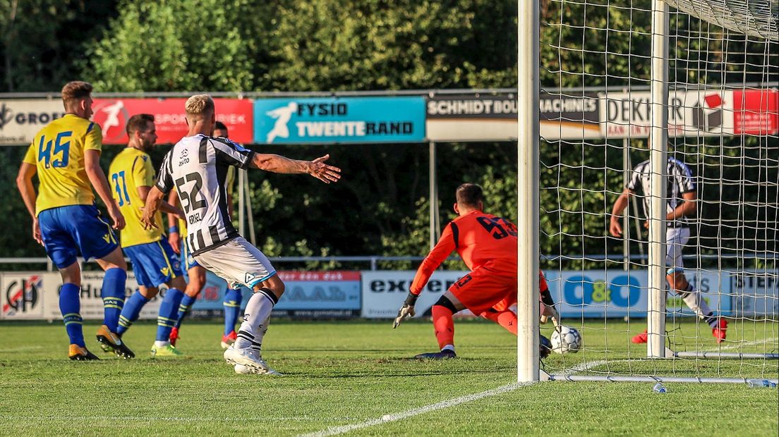 Heracles wint oefenwedstrijd