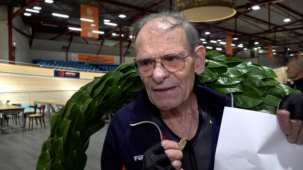 Heel de Achterhoek juicht voor Jan (82): ‘We hebben van je genoten’