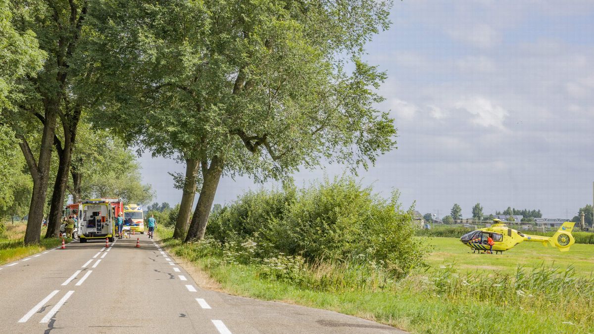 Persoon gewond na eenzijdig ongeluk in Jirnsum