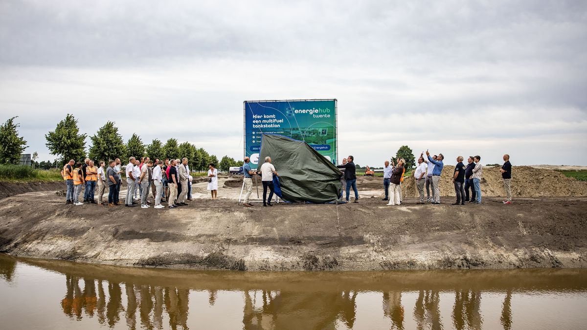Bouw van waterstoftankstation bij Vriezenveen officieel van start