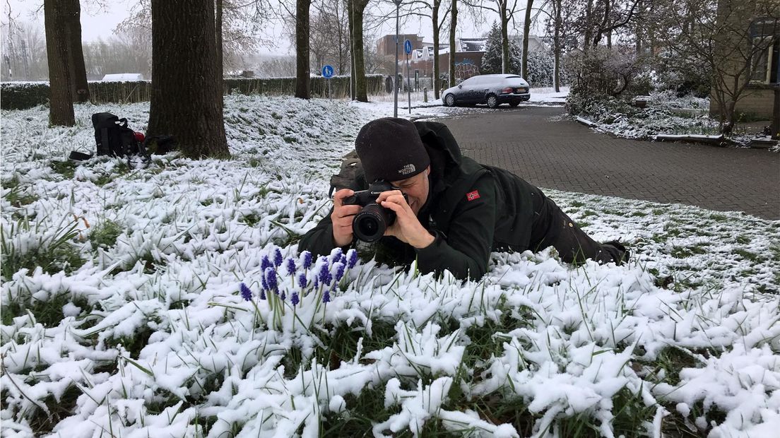 Prijswinnend natuurfotograaf Luc Hoogenstein legde vanmorgen op Radio M Utrecht uit hoe je mooie sneeuwfoto's maakt.