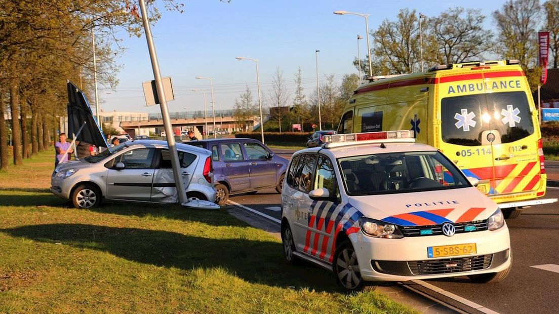 Twee auto's betrokken bij het ongeluk in Oldenzaal