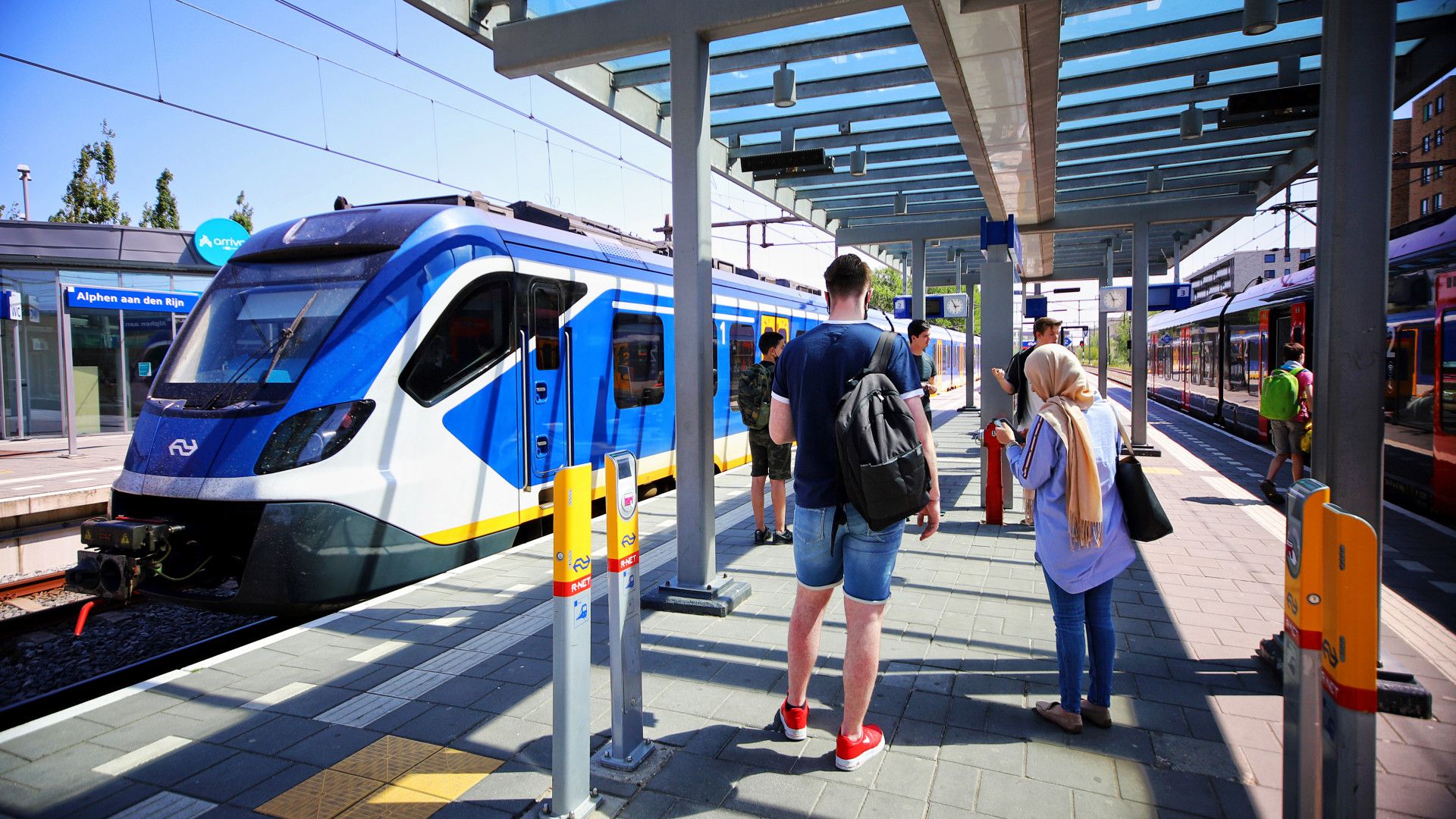 Treinverkeer Weer Opgestart Na Grote Landelijke Storing, Dinsdag Weer ...