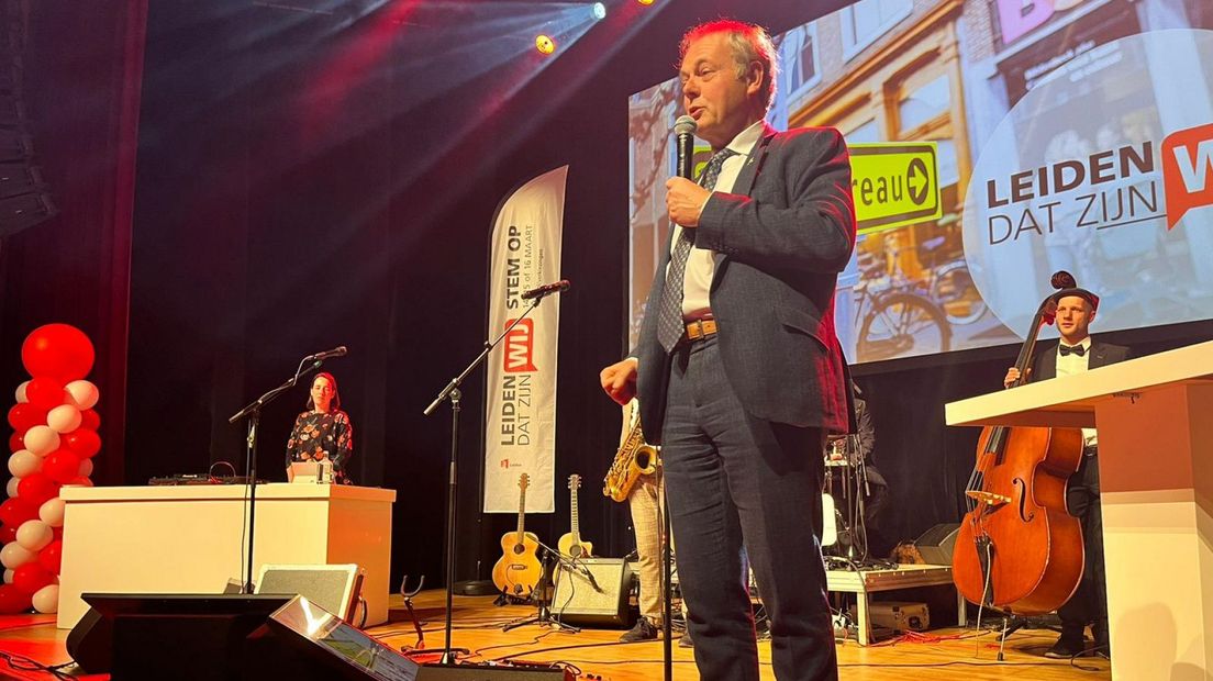 Burgemeester Henri Lenferink bij de uitslagenavond in Leiden