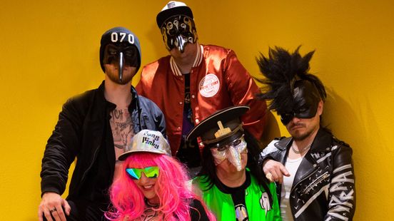 De Kraaien komt met extra show voor kinderen na afgelast optreden Vlaggetjesdag De Kraaien komt met extra show voor kinderen na afgelast optreden Vlaggetjesdag