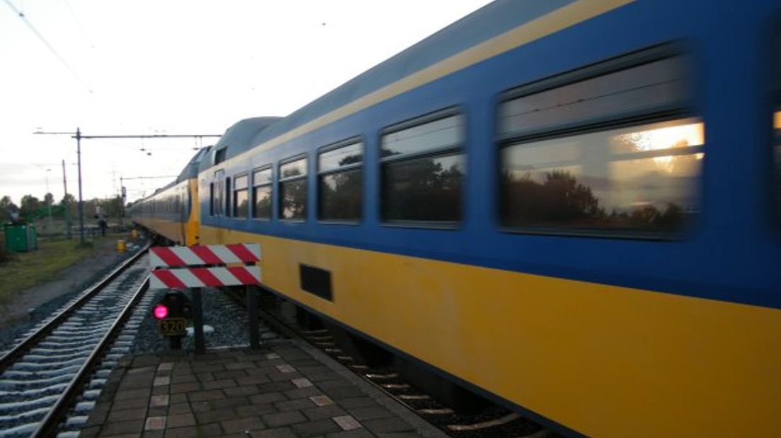 Een trein is gestrand (archieffoto RTV Drenthe)