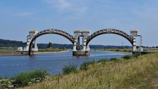 Stuw in Nederrijn bij Driel weer in gebruik