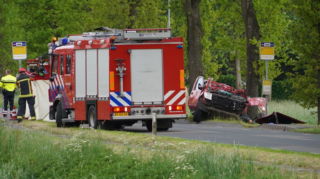 24-jarige automobilist om het leven gekomen na eenzijdig ongeluk vlak over de Drentse provinciegrens in Zevenhuizen