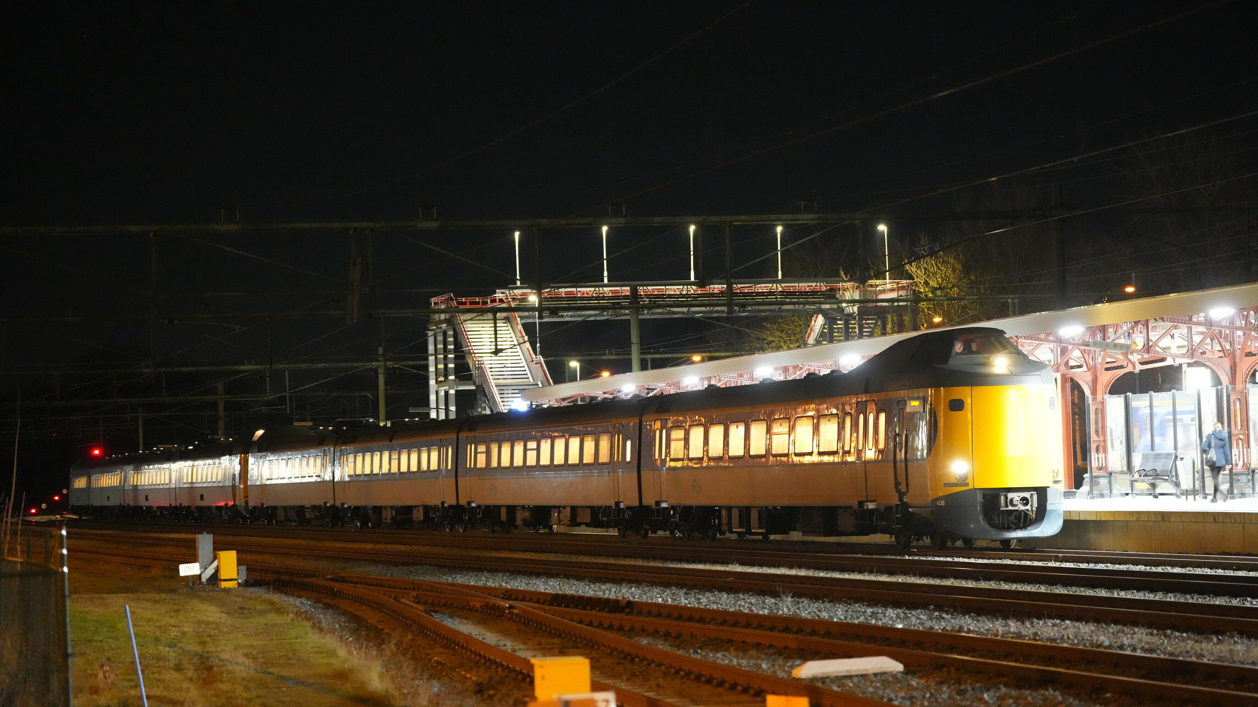 Treinen tussen Meppel en Hoogeveen rijden weer