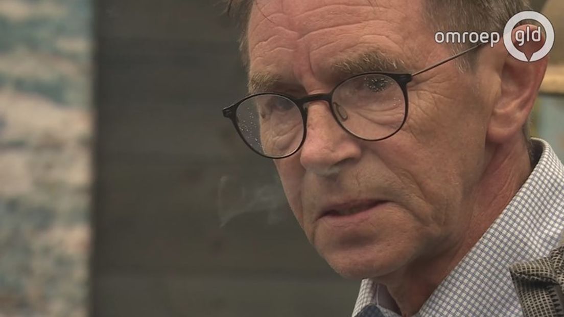 Een 22-jarige man uit Bergen op Zoom moet vijf jaar de cel in voor gewelddadige overval op de 66-jarige Ton Boxman uit Nunspeet. Een 21-jarige man uit Bergen op Zoom kreeg vier jaar cel, waarvan een jaar voorwaardelijk. Dat heeft de rechter in Zutphen donderdag bepaald.