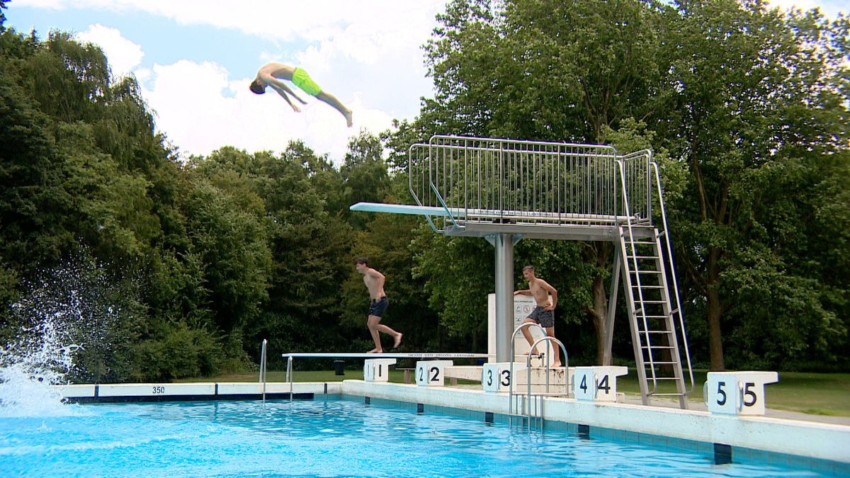 Pasjessysteem en tassencontrole: vanaf komende zomer moet het echt klaar zijn met overlast in Terneu
