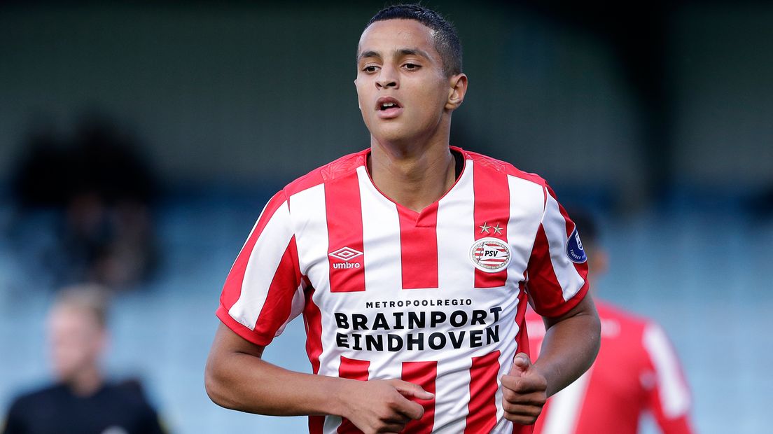 Mohamed Ihattaren in het shirt van PSV