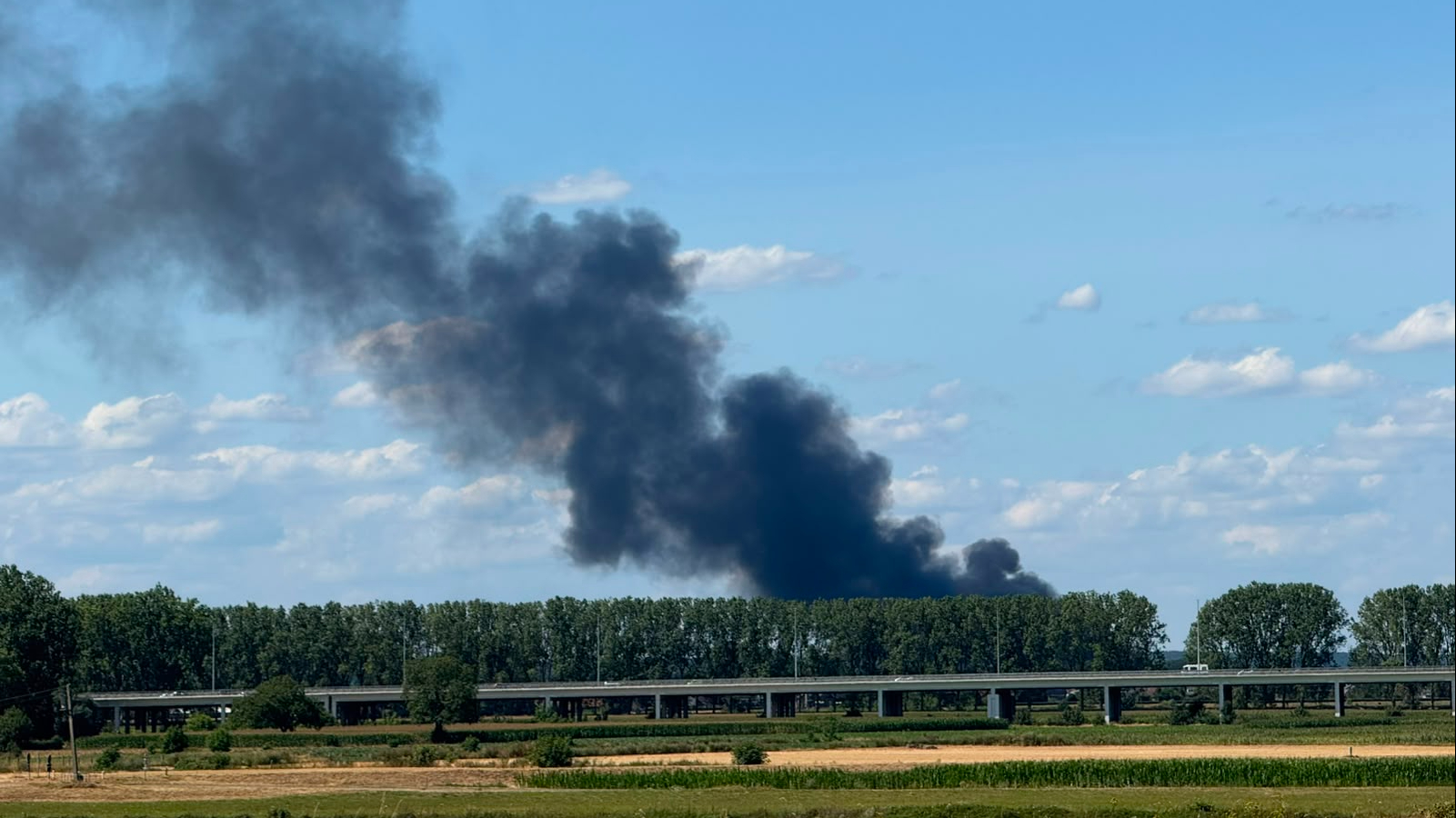 Hulpdiensten en bluswerkzaamheden bij de grens