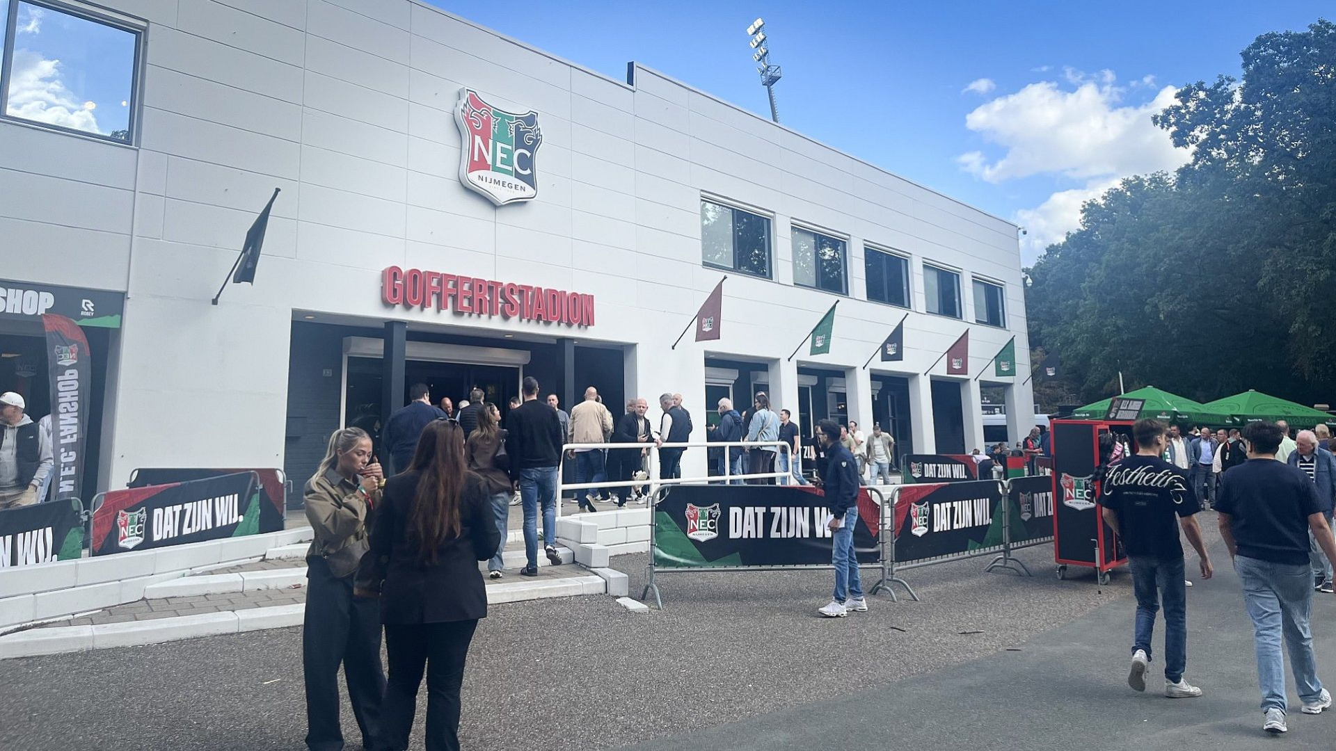 LIVE | NEC wil toeslaan in topper tegen Feyenoord