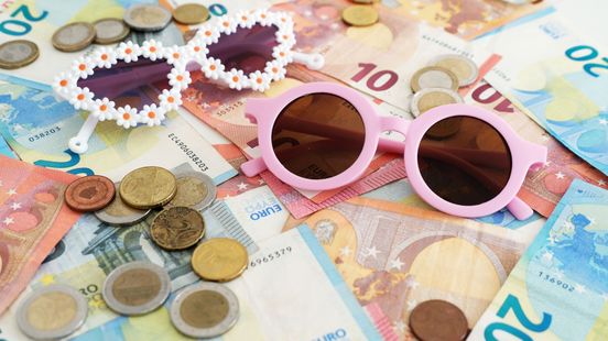 Niet iedereen geeft vakantiegeld uit aan vakantie: 'Moet vaste lasten betalen'